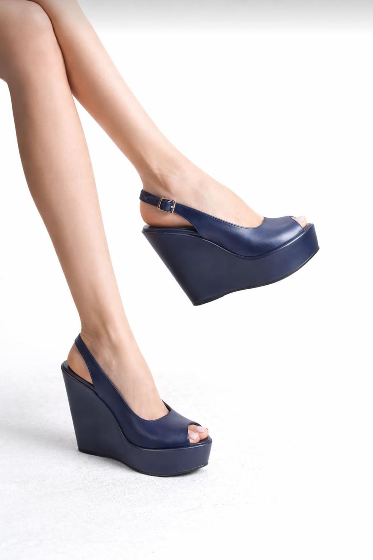 Perla;Lacivert Mat Deri ,12 cm Dolgu Topuklu Ayakkabı 