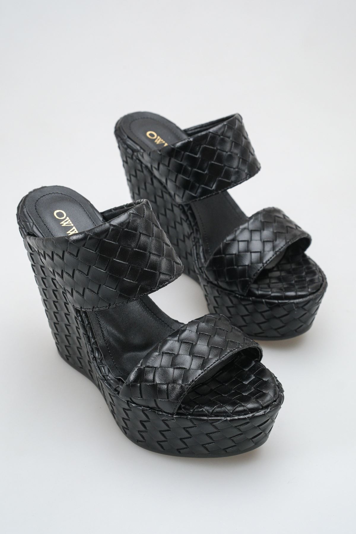 Merlin;Siyah,12 cm,Örgü Detaylı Dolgu Topuklu Kadın Terlik