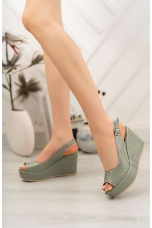 Juliet; Mint Yeşil, Burnu ve Arkası açık, 9 cm Dolgu Topuklu Kadın Ayakkabı  (KALIP İÇİN LÜTFEN ÜRÜN AÇIKLAMASINI OKUYUNUZ)