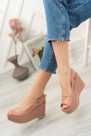 Juliet; Somon, Burnu ve Arkası açık, 9 cm Dolgu Topuklu Kadın Ayakkabı  (KALIP İÇİN LÜTFEN ÜRÜN AÇIKLAMASINI OKUYUNUZ)