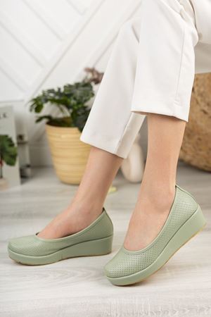 May; Mint Yeşil, 5 Cm Dolgu Topuklu Delikli Babet Ayakkabı