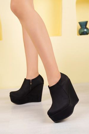 Amanda; Siyah Süet,12 cm Dolgu Topuklu Kadın Bot
