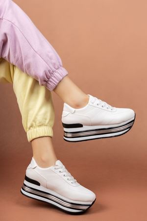 Casper; Beyaz, Bağcıklı, Kalın Taban Sneaker