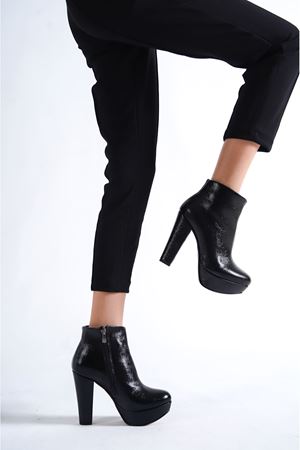 Simone;Siyah Rugan,Platformlu,Yüksek Topuklu Bot 