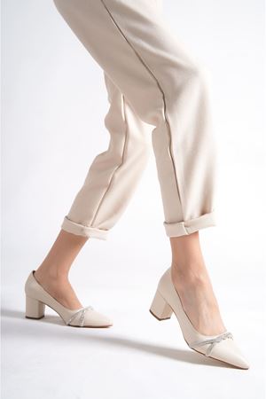 Alice; Ten Cilt,Kararmaz Taş Detaylı Klasik Topuklu Ayakkabı