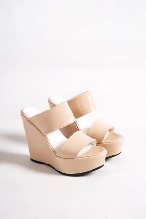 Victory; Krem-Nude Rugan,12 cm Dolgu Topuklu Kadın Terlik 