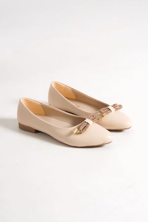Solari; Krem-Nude, Taşlı Toka Detaylı,Babet Ayakkabı