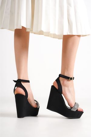 Carrol,Siyah Süet,Taş Detaylı12 cm  Dolgu Topuklu Ayakkabı 