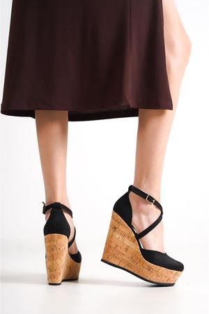 Fallon; Siyah Süet ,12 cm Dolgu Topuklu Ayakkabı 