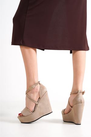 Alessi; Ten Süet Süet ,12 cm Dolgu Topuklu Ayakkabı