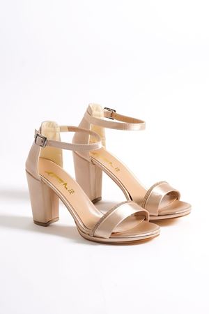 Franny;Krem-Nude Saten ,Taş Detaylı Tek Bantlı,Klasik Topuklu Platform Ayakkabı