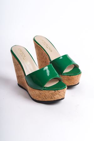 Hazel;Yeşil ,Mantar Detaylı,12 cm Dolgu Topuklu Terlik 