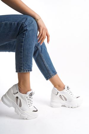 Polly; Beyaz, Dolgu Topuklu Sneaker