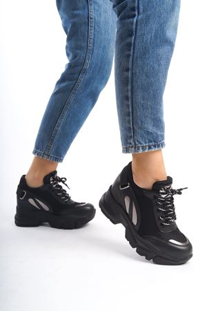 Polly; Siyah, Dolgu Topuklu Sneaker