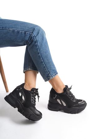 Polly; Siyah, Dolgu Topuklu Sneaker