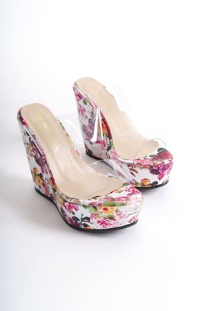 Victory; Şeffaf,Çiçek Desenli ,12 cm  Dolgu Topuklu Terlik 