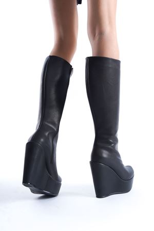 Bounty ; Siyah Mat Deri ,12 cm Dolgu Topuklu Kadın Çizme