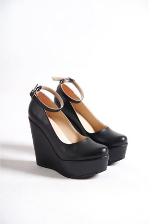 Orion; Siyah Mat Deri,Çıkarılabilir Baretli 12 cm Dolgu Topuklu Ayakkabı 