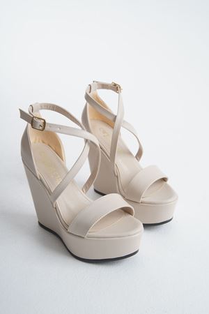 Alessi; Ten Cilt,12 cm Dolgu Topuklu Ayakkabı