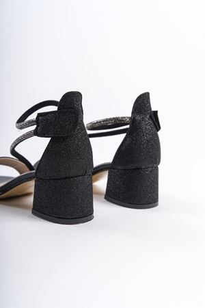 Owwox Kids; Kız Çocuk,Siyah,Kararmaz Taş Detaylı  Ayakkabı