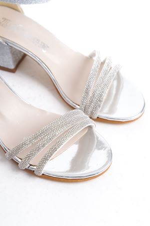 Owwox Kids; Kız Çocuk,Gümüş,3 Biyeli Kararmaz Taş Detaylı  Ayakkabı 