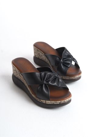 MİRENA; Siyah,7,5 cm  Dolgu Topuklu Kadın Terlik