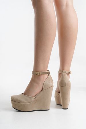 Fallon; Ten  Süet ,12 cm Dolgu Topuklu Ayakkabı  .. 