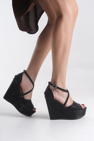 Sandra; Siyah ,12 cm Dolgu Topuklu Ayakkabı 