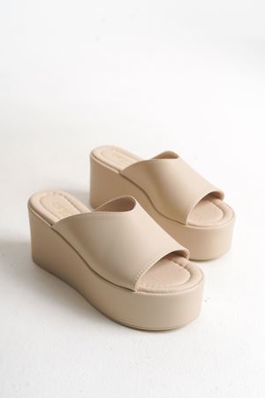 Vena; Kadın,Bej 7,5 cm  Dolgu Tabanlı Terlik