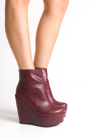 Eve ; Bordo Mat Deri,12 cm Dolgu Topuklu Kadın Bot 