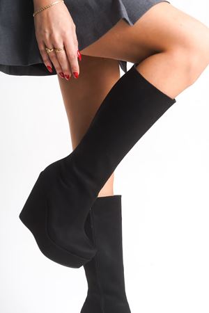 Bounty ; Siyah Süet ,12 cm Dolgu Topuklu Kadın Çizme 