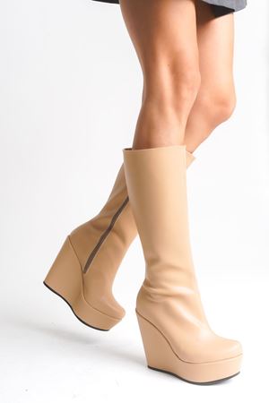 Bounty ; Krem Nude Mat Deri ,12 cm Dolgu Topuklu Kadın Çizme 