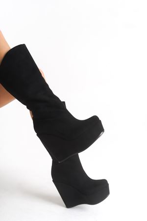 Beatrice ; Siyah Süet ,12 cm Fermuarsız  Dolgu Topuklu  Kadın Çizme 