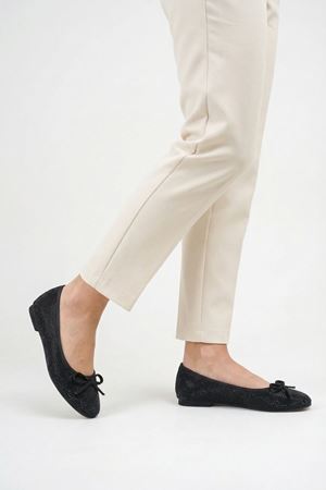 Romina; Siyah, Parlak Taşlı,Babet Ayakkabı